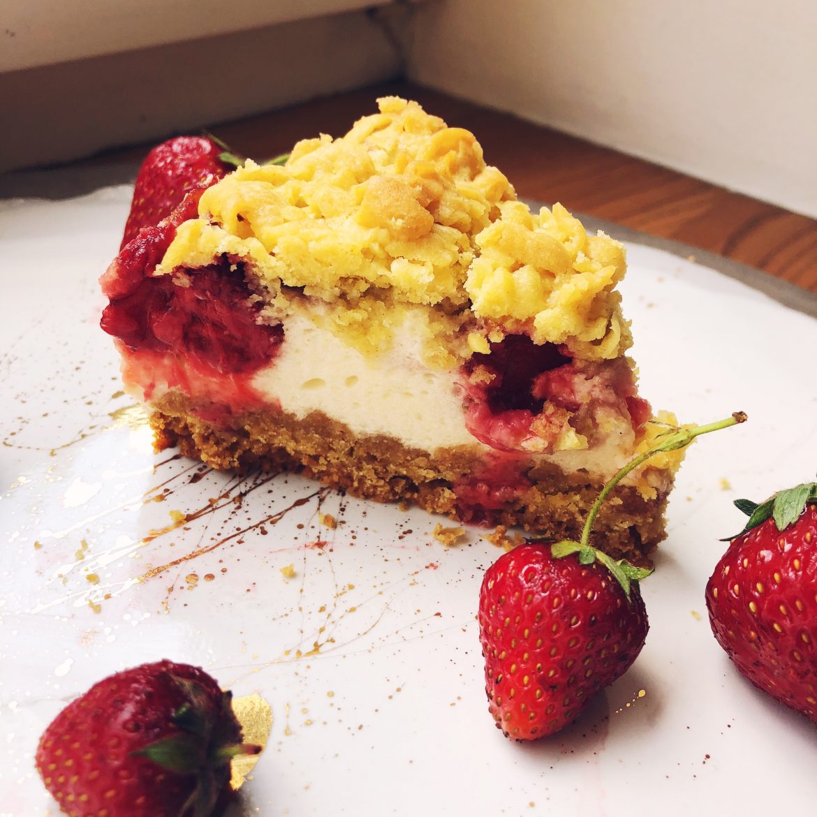Kruche ciasto z truskawkami